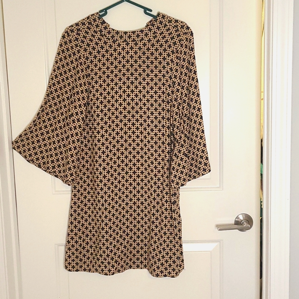 H&M Chic Chainlink Dress